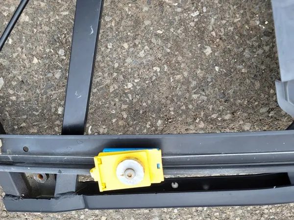 Elevador de vidro dianteiro esquerdo Audi A6 C5 4B OE image 3