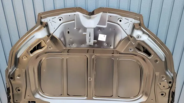 Framhuv Citroen C5 III X7 OEM 7901P3 image 9