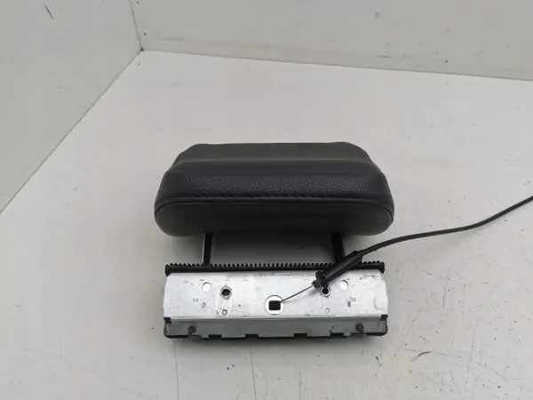 Volvo XC90 2004 Appui-tête gauche 3e rangée OEM AMD142574 image 2