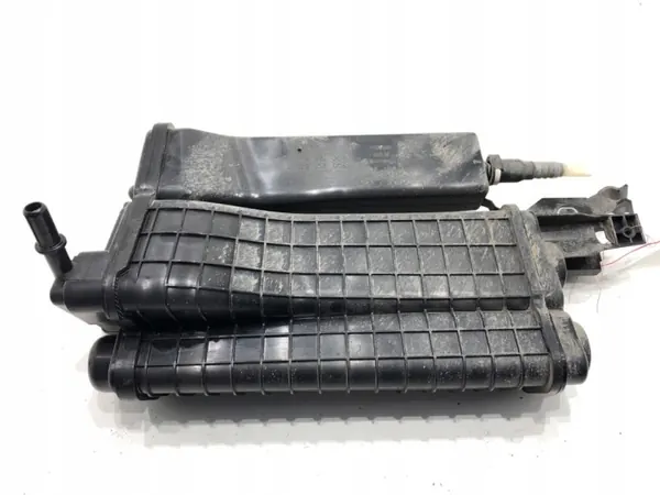 Filtro de carbón OEM 3Q0201801C para Skoda 2.0 TSI image 3