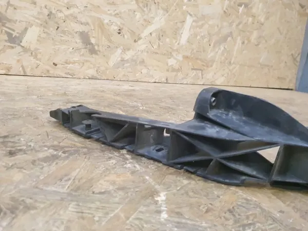 Audi Q3 8U Bevestigingsbeugel Glijbaan Links Voor OEM 8U0805607A image 4