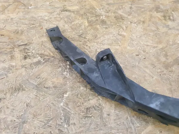 Audi Q3 8U Bevestigingsbeugel Glijbaan Links Voor OEM 8U0805607A image 5