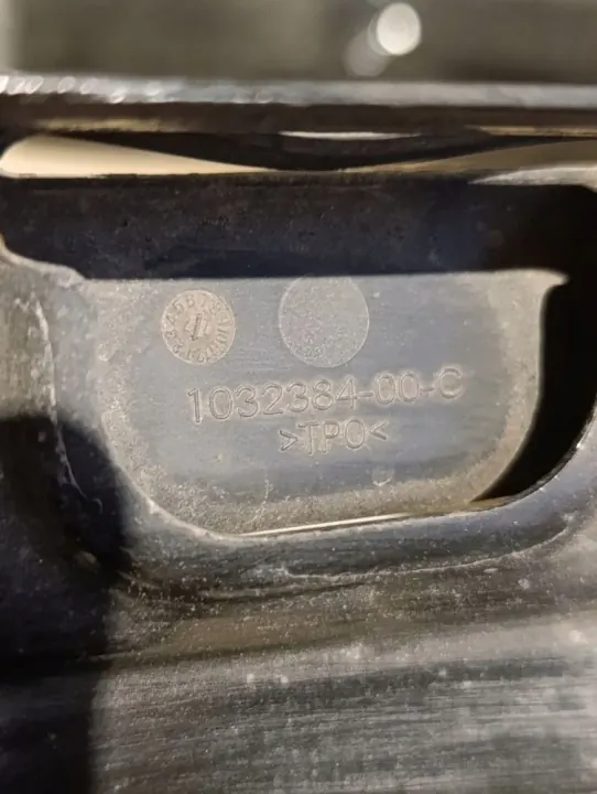 Renfort de seuil Tesla Model S OEM 103238400C Côté droit image 7