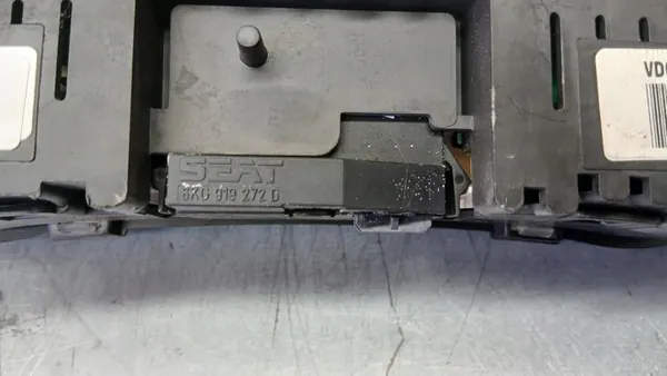 Mittaristo Seat Ibiza II 1.4B 6K6953503AF image 9