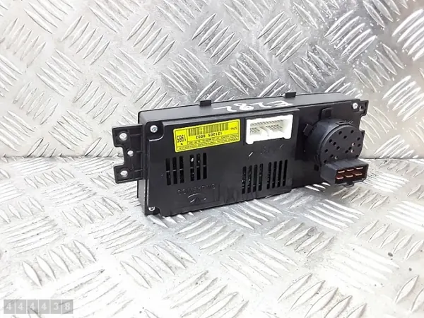 Module de climatisation Opel Antara OEM 95261985 image 3