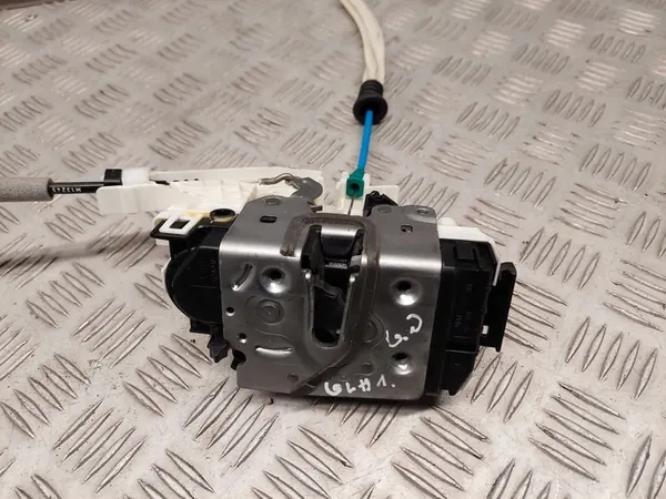 Bakre högra dörrlås Mercedes-Benz GLA W156 2015 OEM A2047303035 image 4