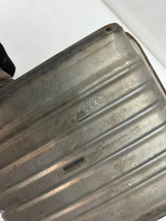 Silenciador completo Audi A4/S4 B9 8W OEM 8W0253211F image 5