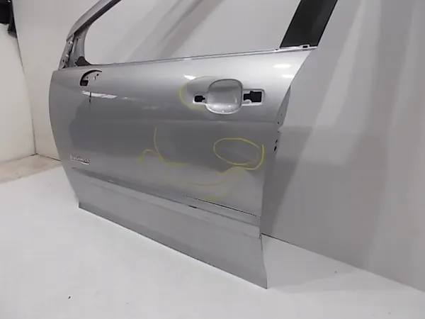 PEUGEOT 308 07-13 Vänster framdörr OEM image 9
