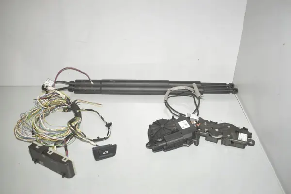 BMW OE 7430626 Kit apertura maletero para 3 Touring G21 image 2