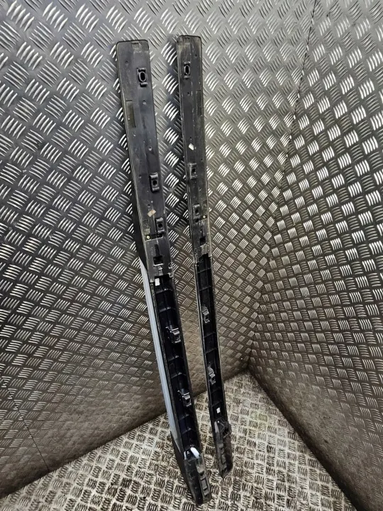 Barras de techo Hyundai Tucson OEM 872772E000 - Usado image 9
