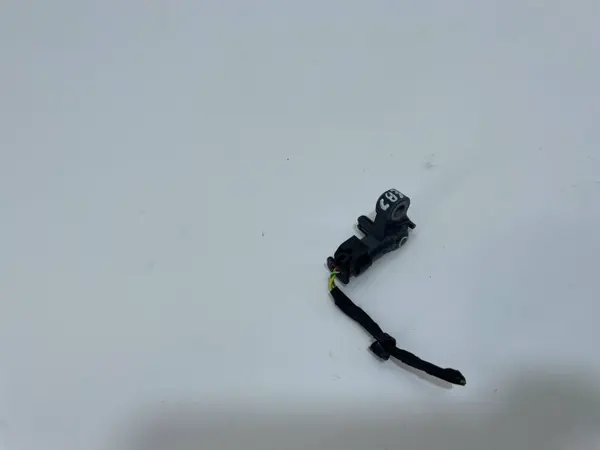 Conector de sensor de impacto OEM 32381890 para Volvo XC40 II C40 image 4
