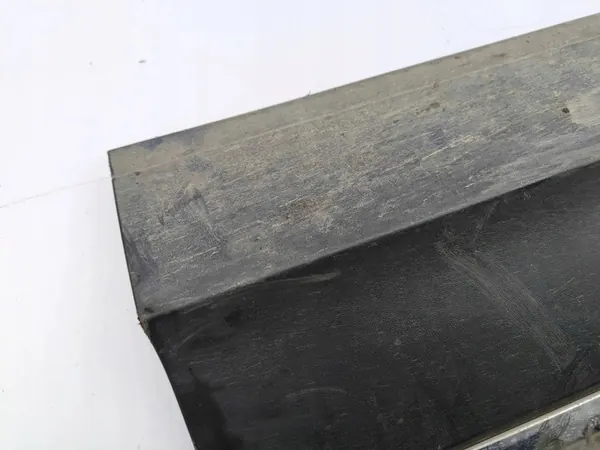 Volkswagen Tiguan 2020 Left Door Trim image 7