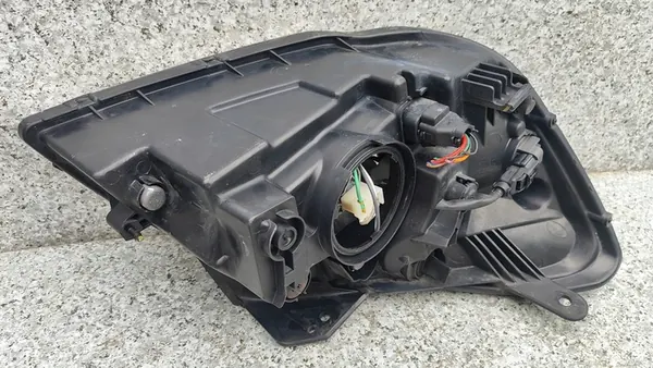 Faros Delantero Izquierdo Kia Rio II HB 05-09 image 5