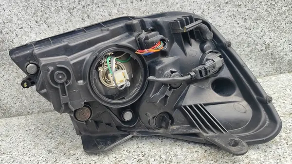 Faros Delantero Izquierdo Kia Rio II HB 05-09 image 8