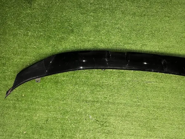Audi Q4 e-tron Achter Spoiler OEM 89A827933 Gebruikt image 4
