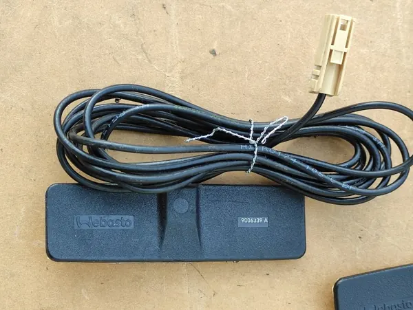Antenne télécommande Webasto OEM 9006339A - Occasion image 3