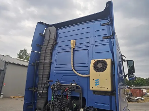 Volvo FH13 Elevador Cabina OEM 85103677 - Usado image 4