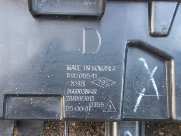 Luz LED DRL direita RENAULT CLIO IV 266003864R image 5