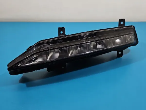 Farol Halogéneo Esquerdo Skoda Superb III OEM 3V0941699B image 4