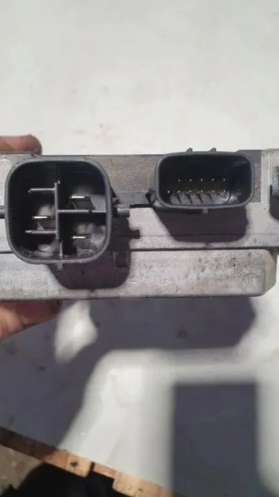 Module suspension active OEM 892B050010 Lexus LS image 5