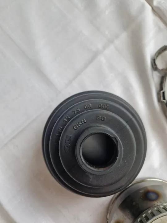 Spidan Kardankopplingssats OEM 23697 - Begagnad image 3