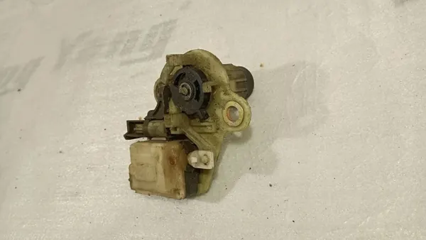 Renault Laguna II bagageluckelås OEM 7701367602 image 4