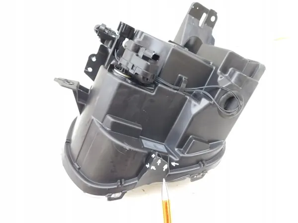 Oikea Etuvalaisin Nissan Juke II Full LED OEM 260106PM0A image 8