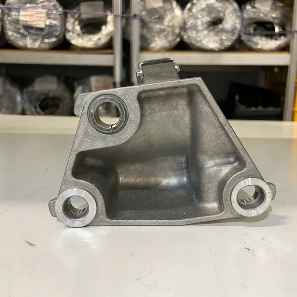 Renault Captur II 1.3 TCE akselituki OEM 397748189R image 4