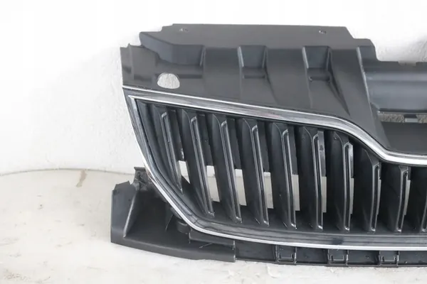SKODA FABIA III Front Bumper Grill image 3