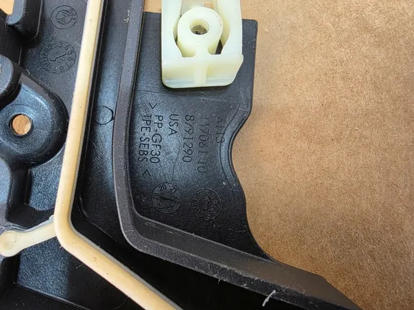 OEM 8791290 Linke Windschutzscheibenpfeilerbefestigung BMW X5/X7 image 3