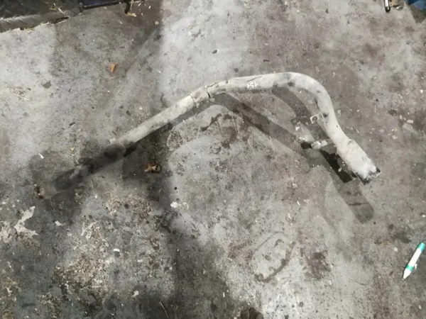 BMW E30 Bränslefyllningshals OEM Rura wlewu paliwa image 2