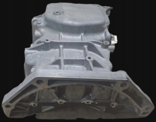 Peça Motor Diesel Renault OE 111231524R Usada image 3