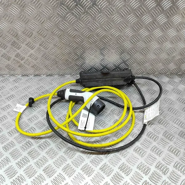 BMW i3 Batteriladdningskabel OEM 35086603 image 2