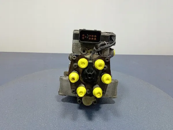 Kraftstoffpumpe AUDI A6 C5 A4 PASSAT B5 2.5 TDI 059130106C image 4