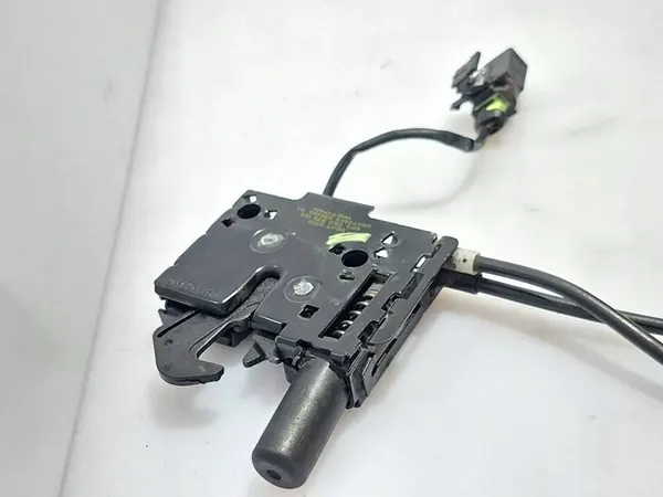 Motorhuvslås Seat Arona 2022 + kabel OEM 6F0823509 image 5