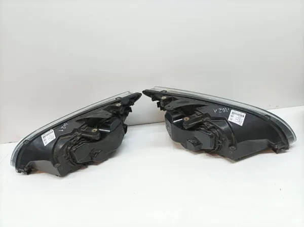 Ford Focus Mk2 Headlight Set 4M5113W029KE image 4