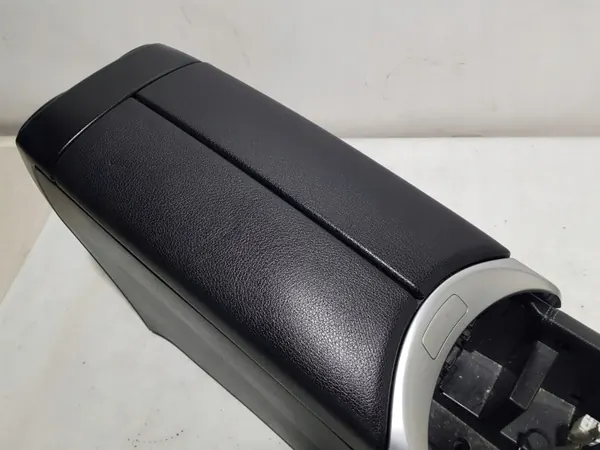 Mercedes Middenconsole Armsteun OEM TUNEL ŚRODKOWY image 6