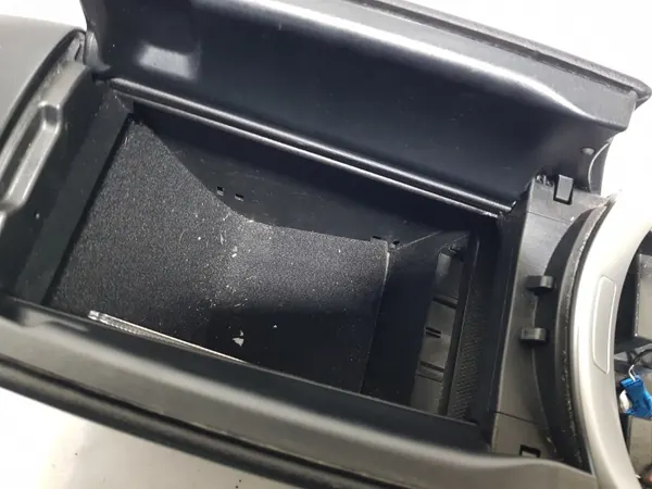 Mercedes Middenconsole Armsteun OEM TUNEL ŚRODKOWY image 9