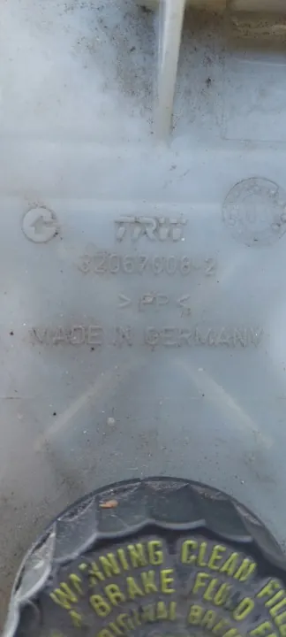 Cylindre Maître de Frein Renault Trafic II OEM 320670082 image 3