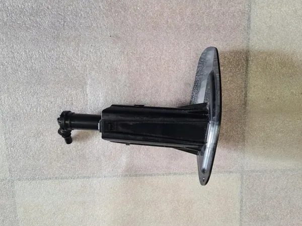 Buse de lave-phare droit Skoda OE 5E3955966F image 3
