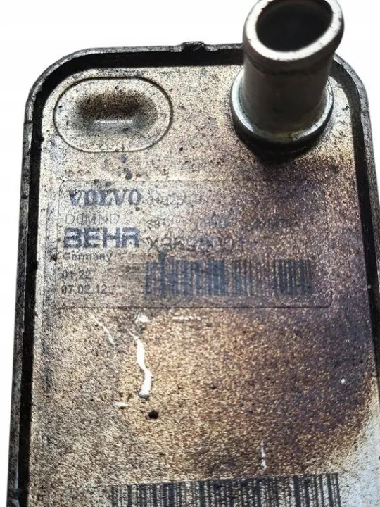 Refroidisseur d'huile Volvo d'occasion OEM X3698001 V60 image 4