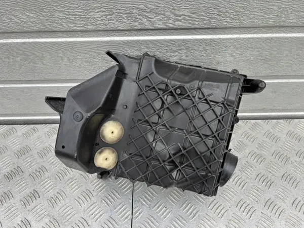 Volvo XC90 II Luftfilterhus OEM 31474862 image 3