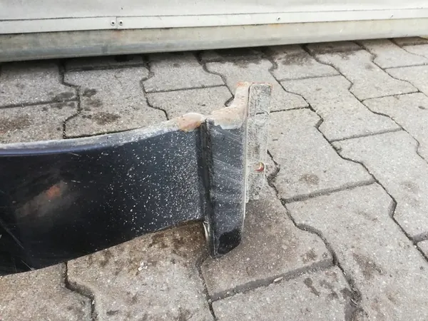 Ford OE 1420114 Paraurti Anteriore Destro image 4