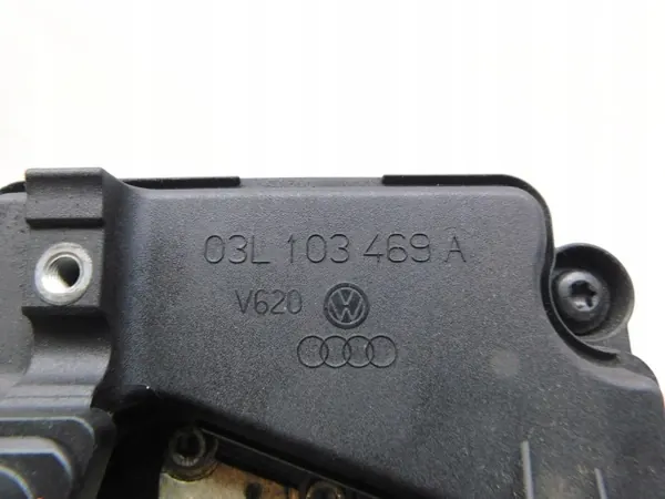 Venttiilikansi OEM 03L103469A 2.0 TDI moottorille image 4