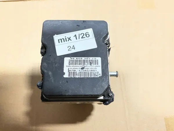 Peugeot 307 CC 2006 ABS-pump OEM 0265234152 image 4