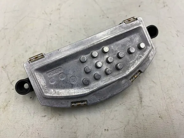 Mercedes Gebläsewiderstand OEM HM078002 - Gebraucht image 3