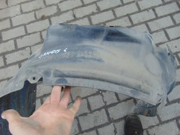 Arco de roda dianteiro esquerdo OEM MN129053 Mitsubishi Grandis image 9