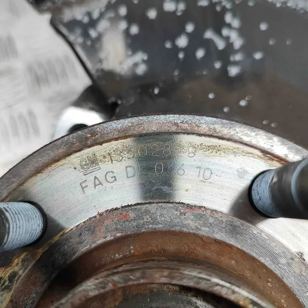 Mozzo ruota anteriore sinistro Chevrolet Cruze 2010 image 5