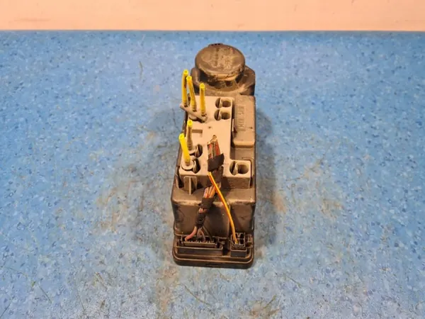 Pompe de verrouillage central OEM 2088000548 Mercedes C180 W202 image 5