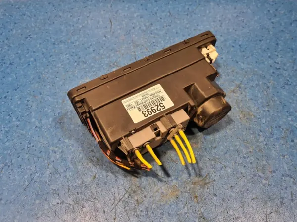 Pompe de verrouillage central OEM 2088000548 Mercedes C180 W202 image 9